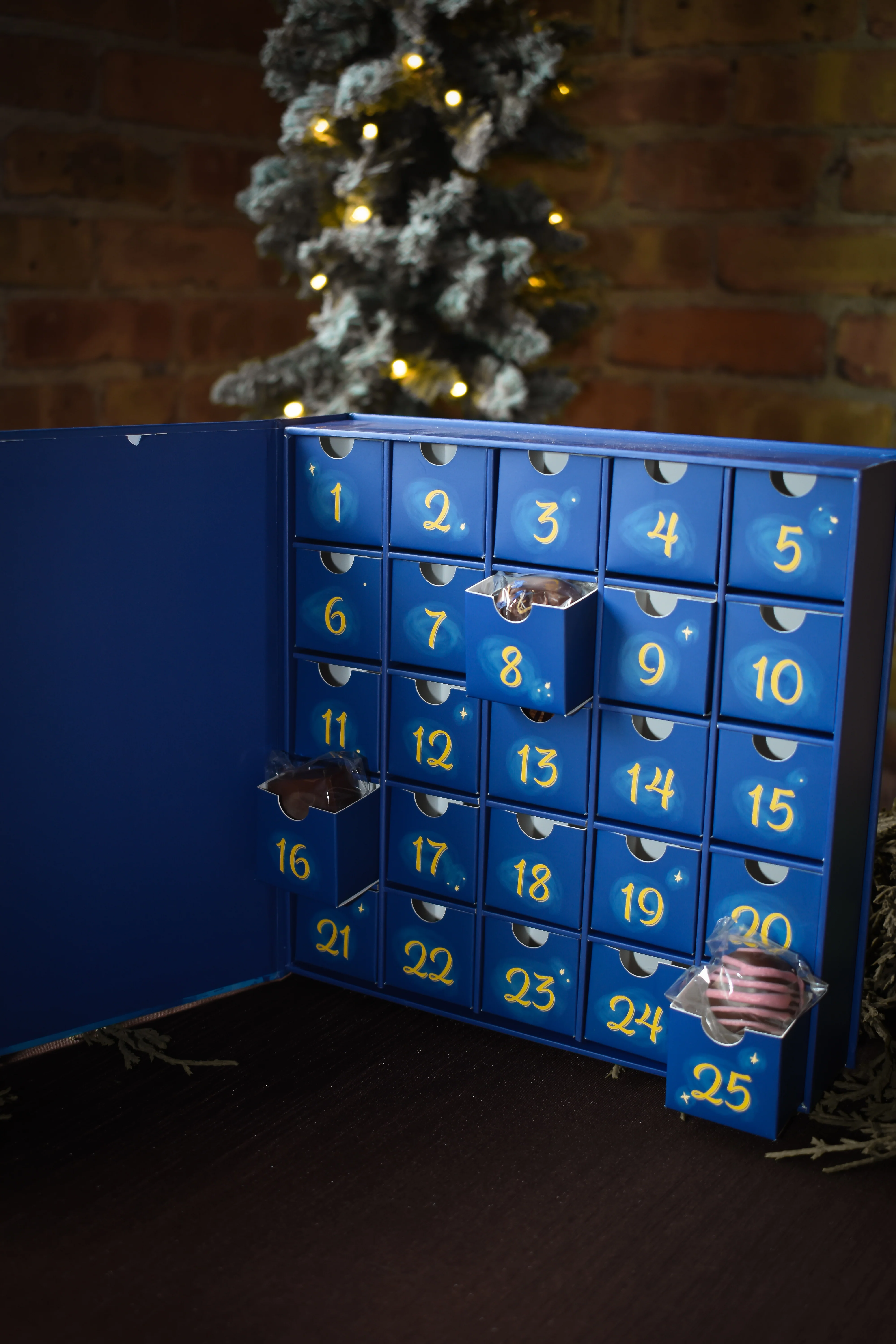 Christmas on the Square Advent Calendar - Image 4